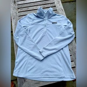 Columbia Women’s Half-zip Size L Icy Blue Color Like new condition